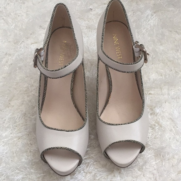 Nine West Peep Toe High Heel Shoe NWOT - Picture 4 of 7